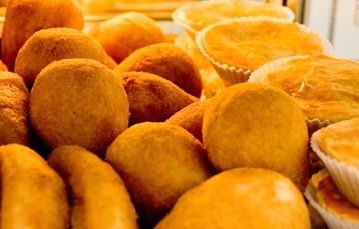 Salgaderia: 30 opções de salgados de R$ 1 a R$ 1,50 