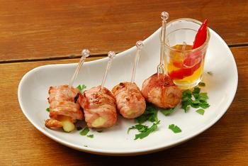 Rolê do Jacaré Grill e 10% de desconto no táxi para os 31 bares. (Foto: divulgação)