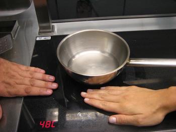 Mão no fogo pelo novo cooktop alemão