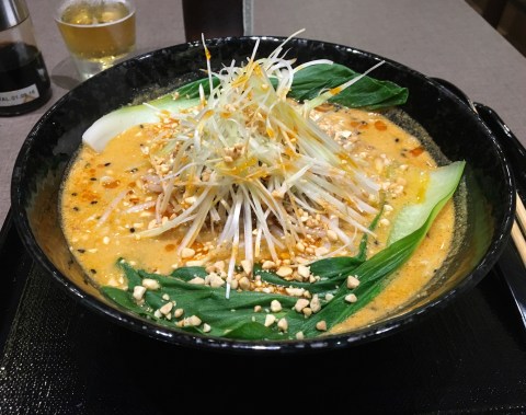 O picante Tantan Lamen é uma das especialidades do Momo Lamen, na Liberdade